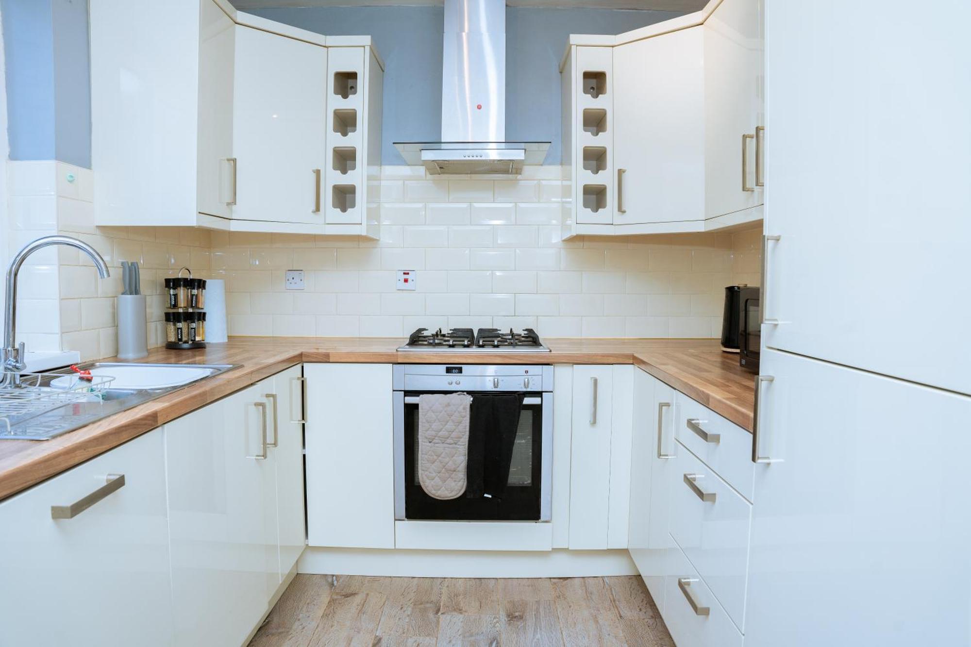 Modern 3Bed Home With Hot Tub Leeds  Eksteriør bilde